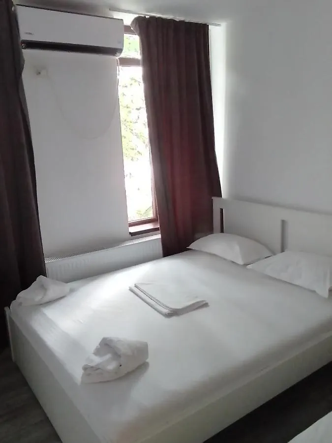 Hala Traian Hotel location